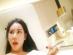 约性感红唇大胸美女洗澡时迫不及待搞她02